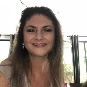 Meet your Posher, Adriana